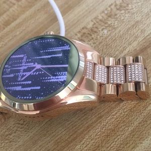 Mk smart watch, rose gold